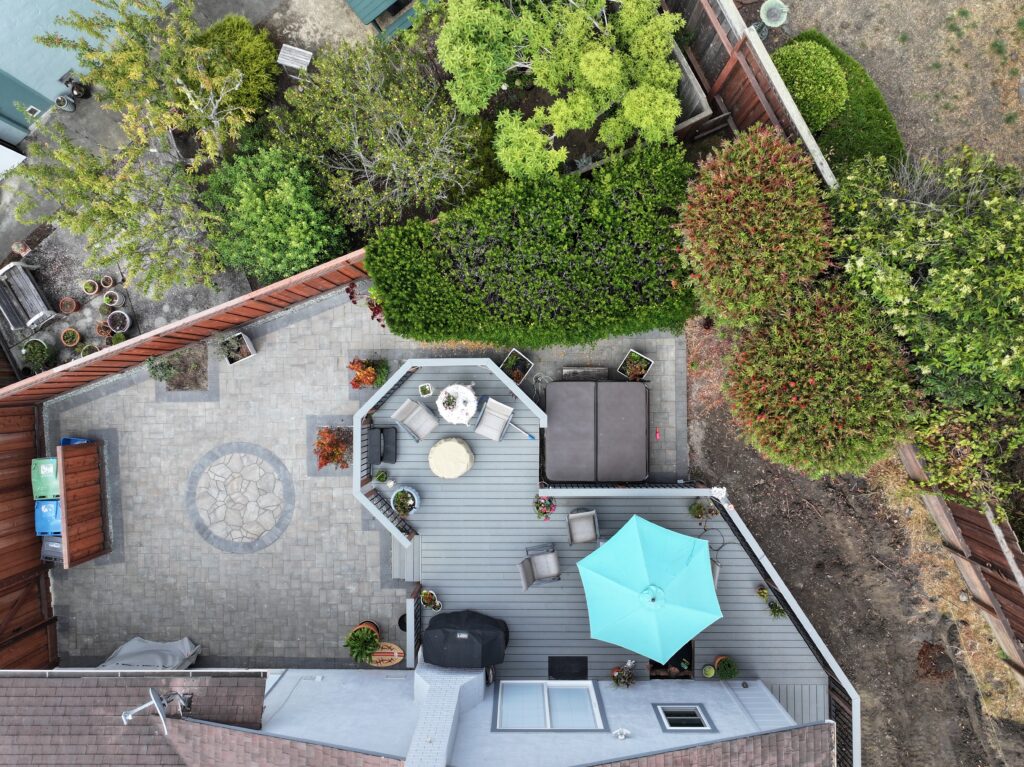 Deck Builder 32 Expert home remodeling in Pinole. Birds eye view of a patio